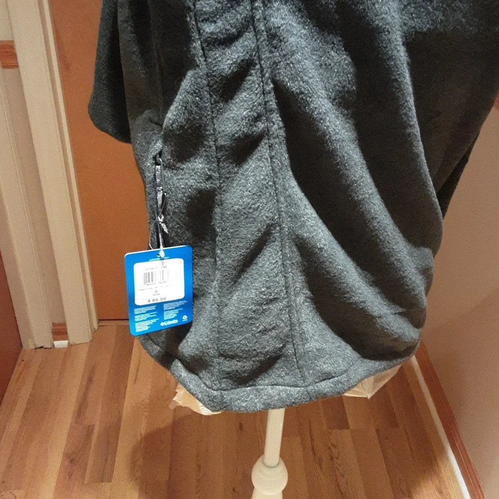 Columbia men's gray size S jacket